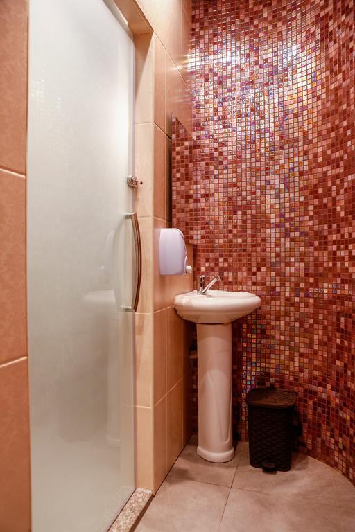 Hostel Inn Hotel&Hostel バクー エクステリア 写真