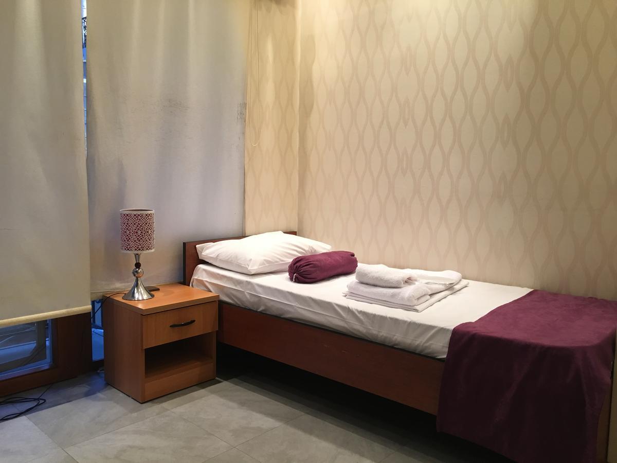 Hostel Inn Hotel&Hostel バクー エクステリア 写真
