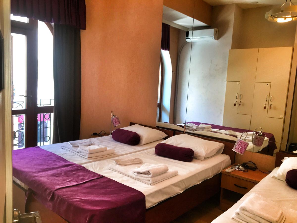 Hostel Inn Hotel&Hostel バクー エクステリア 写真